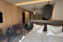 iPhone-14-Pro_2025-08-12-17-45-33